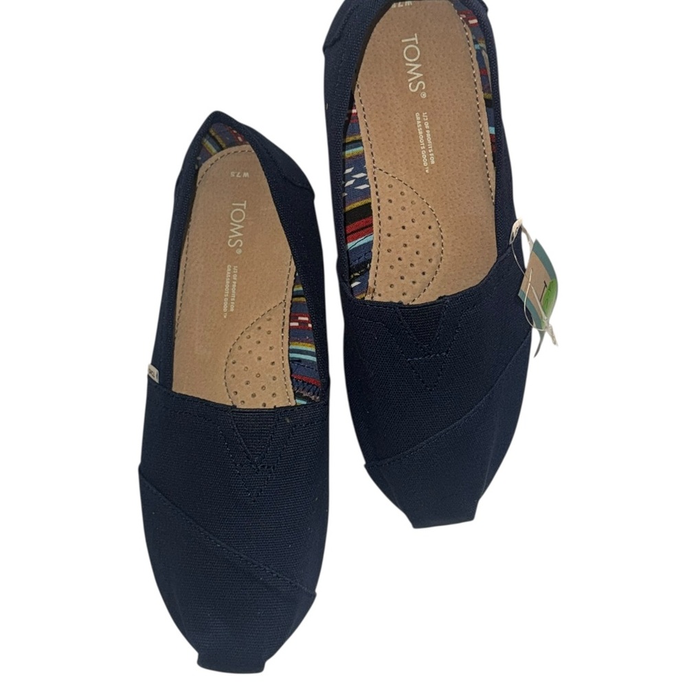 Toms Women's Black Canvas Flats - Picture 5 of 13